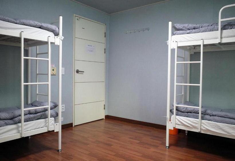 공동 객실, Yakorea Hostel Gangnam