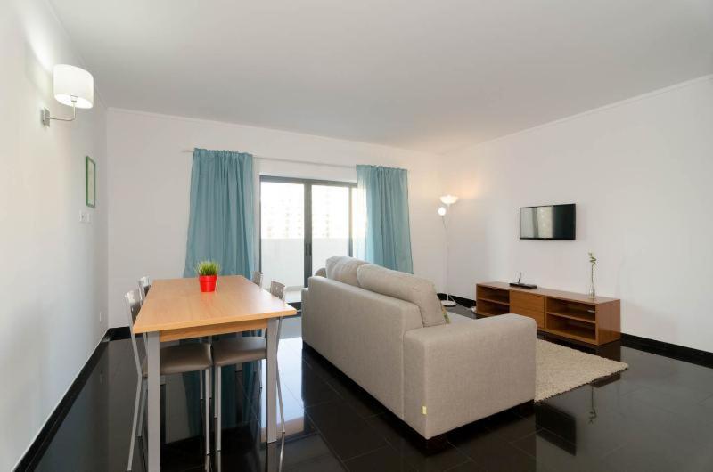 Апартаменты 1 Спальня, Rocha Tower By Beach Rentals