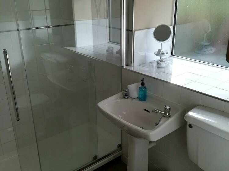 Номер Basic, Thurlestone House