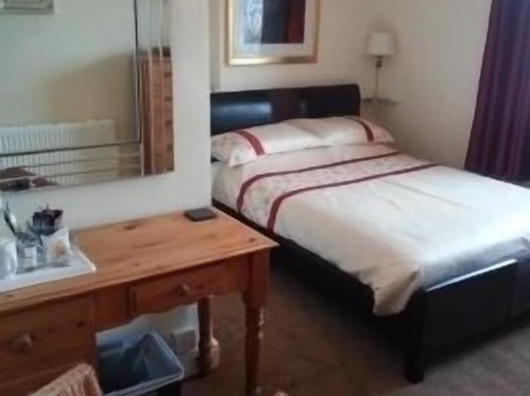 Номер Стандарт Вид на Море, Thurlestone House
