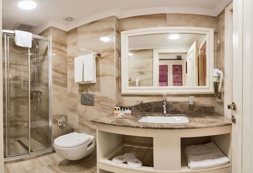 デラックストリプルルーム, Marnas Hotels