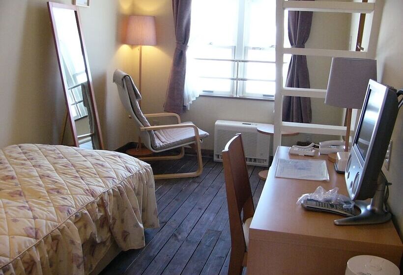 اتاق استاندارد یک نفره, Resort Inn Niseko