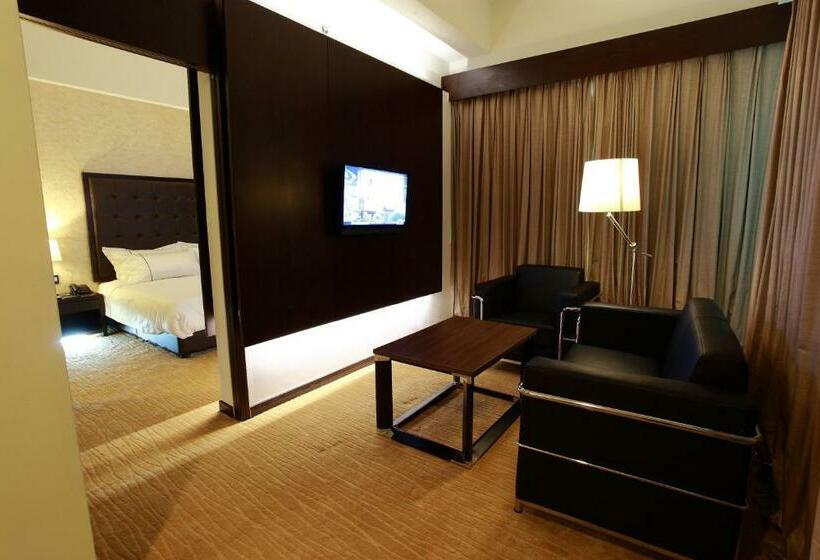 豪华套房, Symphony Suites