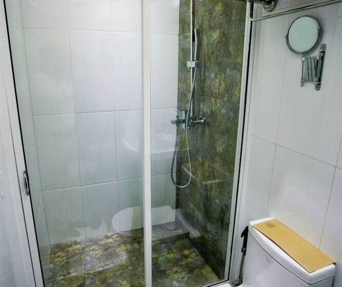 חדר סטנדרט, Travellers Nest Kandy