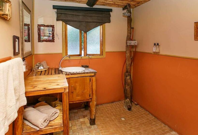 Дом 1 Спальня, Riverside Guest Lodge
