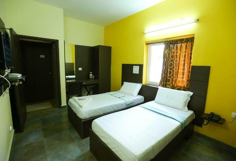 חדר דלוקס, Season 4 Residences  Thiruvanmiyur Near Tidel Park Apollo Proton Cancer Center And Iit Madras Resear