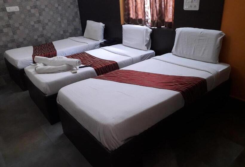 חדר משפחתי דלוקס, Season 4 Residences  Thiruvanmiyur Near Tidel Park Apollo Proton Cancer Center And Iit Madras Resear