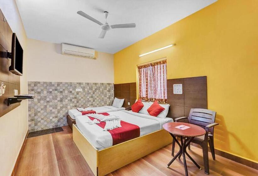חדר משפחתי דלוקס, Season 4 Residences  Thiruvanmiyur Near Tidel Park Apollo Proton Cancer Center And Iit Madras Resear