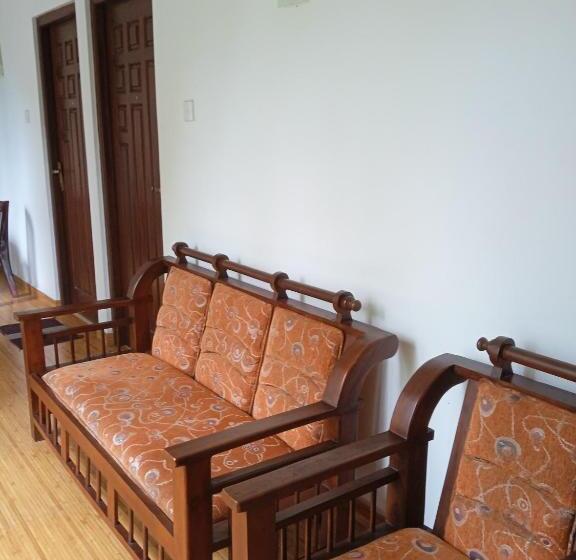 חדר אקונומי, Vino Villa Tourists & Local Accommodations   24 Hrs