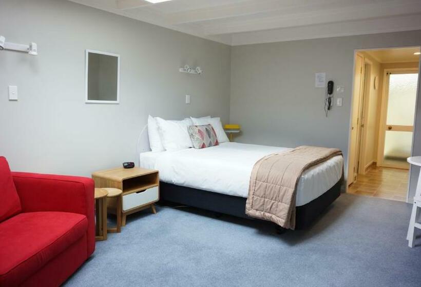 Студия Стандарт, Phoenix Thermal Resort  Taupo