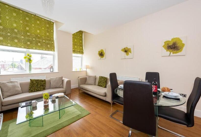 Апартаменты Deluxe 1 Спальня, Waterview Deluxe Apartments