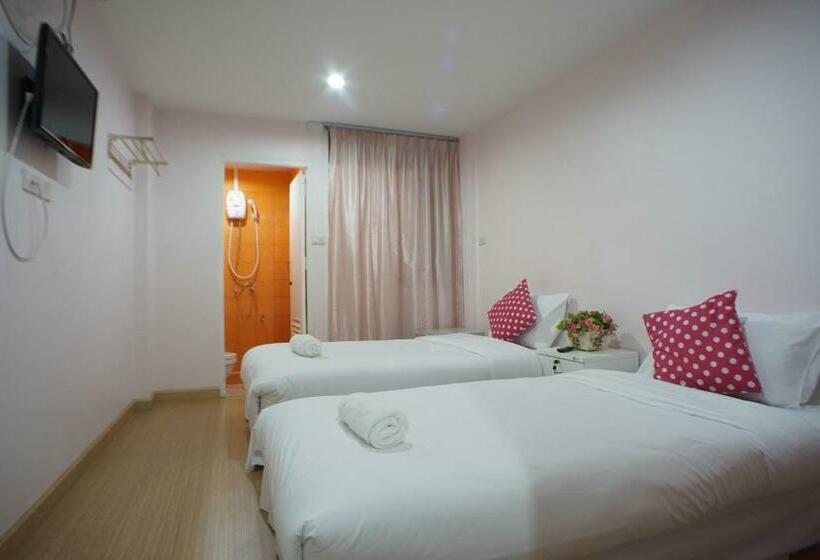 חדר סטנדרט, The Grace House Chiangmai   Hostel