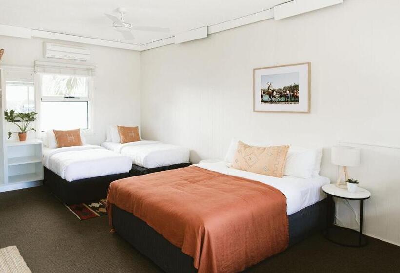 Семейный Номер, Chalet Motel Brunswick Heads
