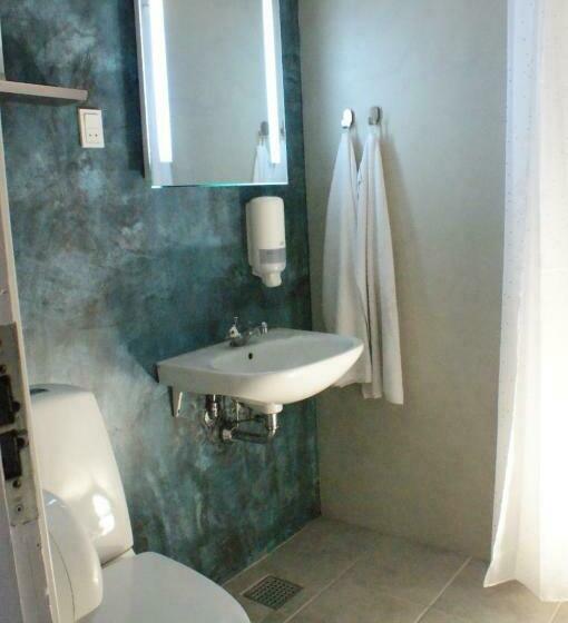 Семейный Номер, Family Rooms With Ensuite Bathrooms