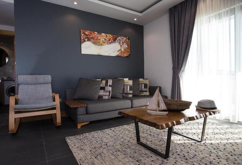 Апартаменты 2 Спальни Вид на Море, Degirmenburnu Residence