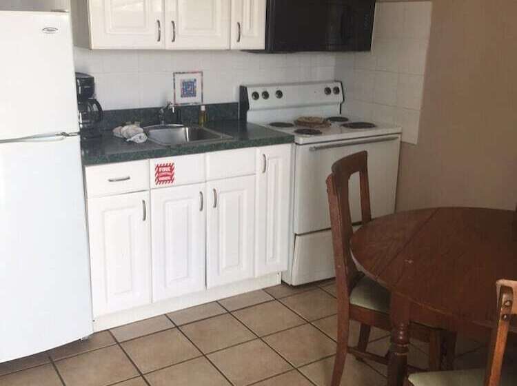 Номер Стандарт 2 Двуспальные Кровати, Seascape Inn   Daytona Beach Shores