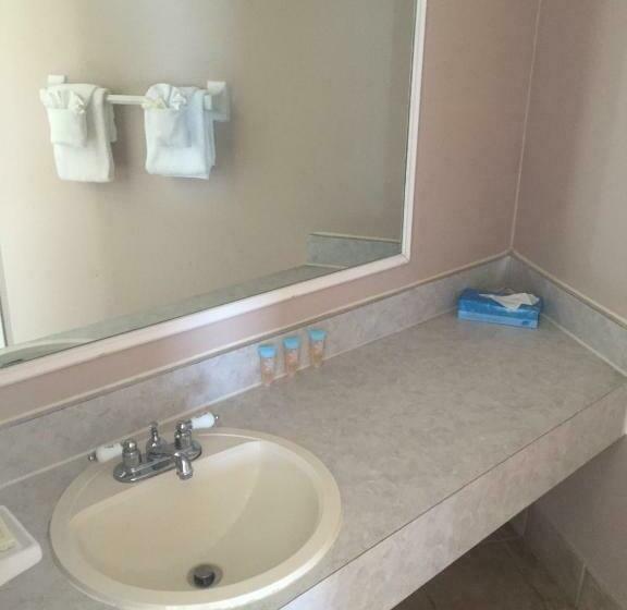 Номер Стандарт Вид на Сад, Seascape Inn   Daytona Beach Shores