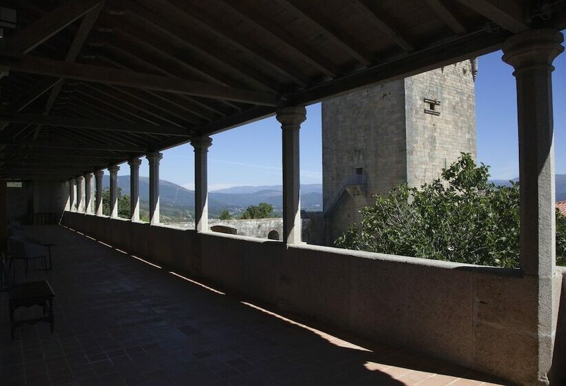Номер Стандарт, Parador Castillo De Monterrei