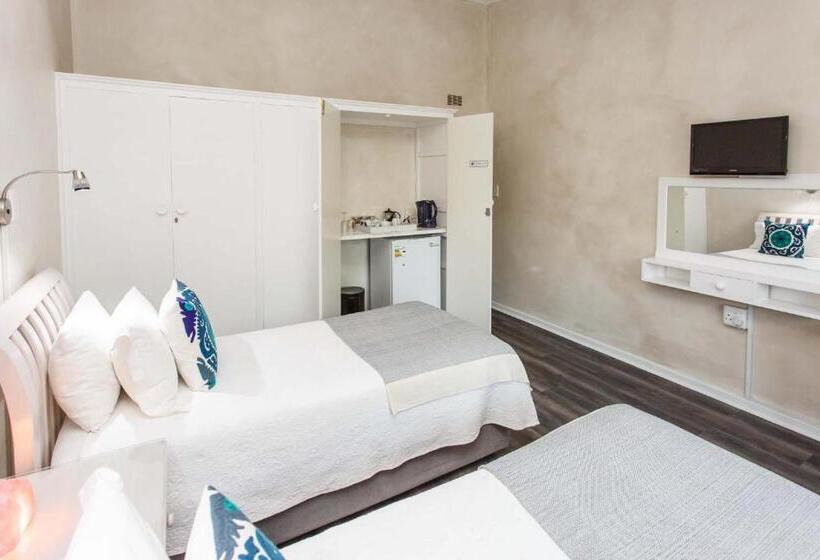 Номер Стандарт, Miles B&b Guest House
