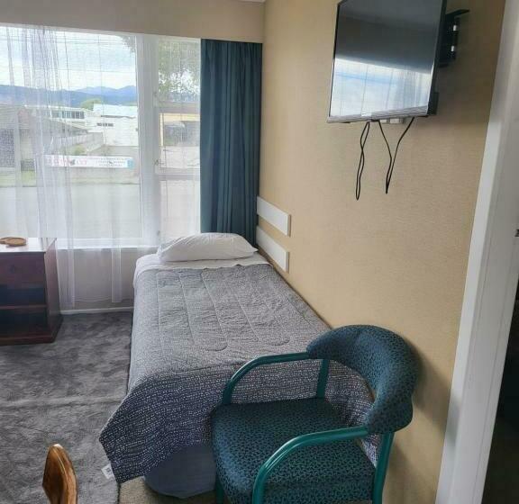Люкс, Totara Lodge Motel