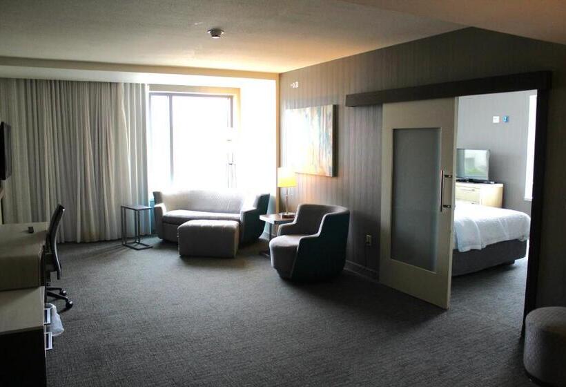 Люкс, Courtyard By Marriott Muncie At Horizon Convention Center