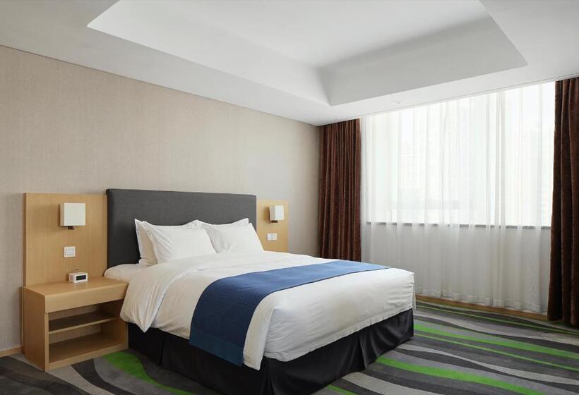 Номер Superior Кровать Кинг, Holiday Inn Express Jinan High Tech Zone, An Ihg