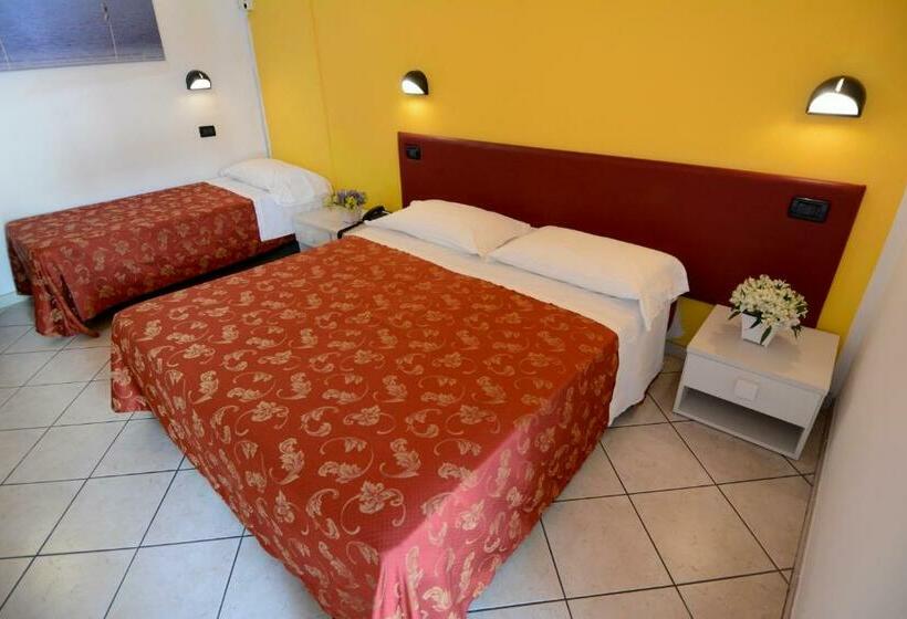 غرفة قياسية ثلاثية, Abbazia Bed & Breakfast