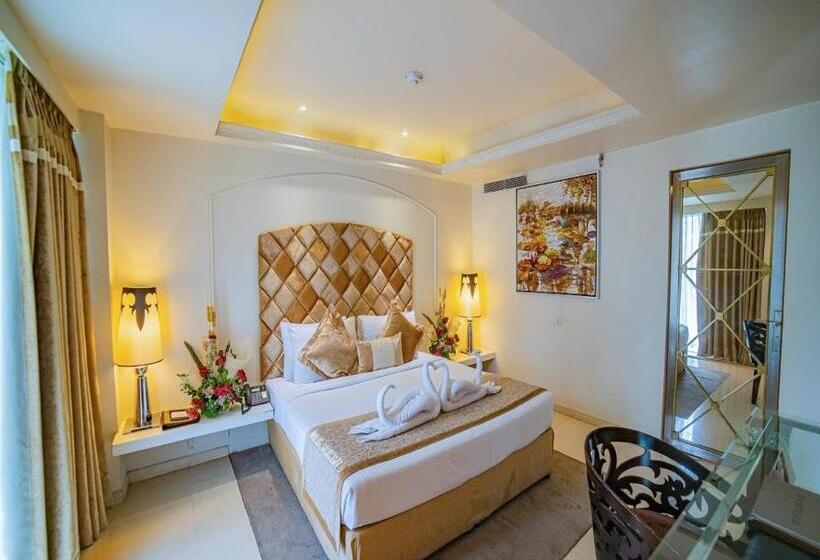 Люкс, Barsana Hotel & Resort Siliguri