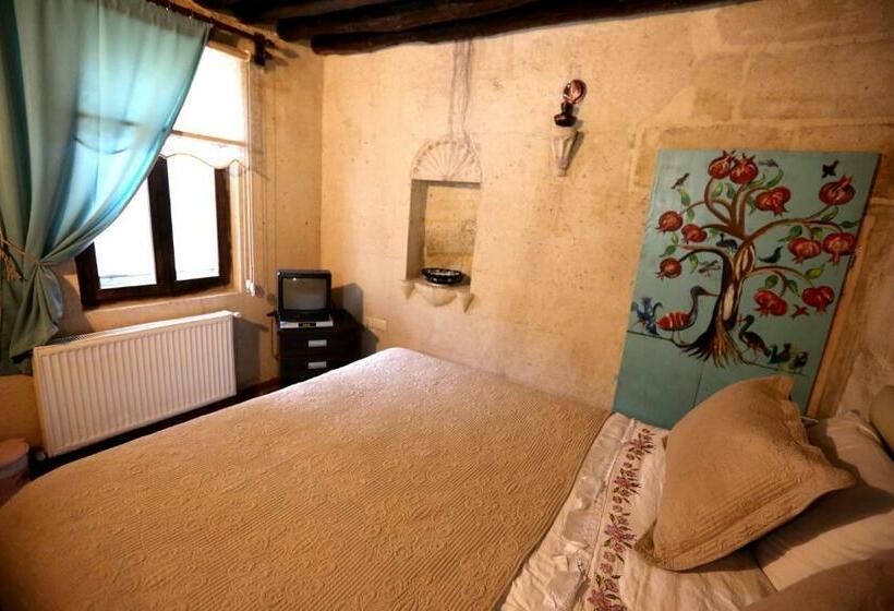Номер Стандарт, Antik Cave House
