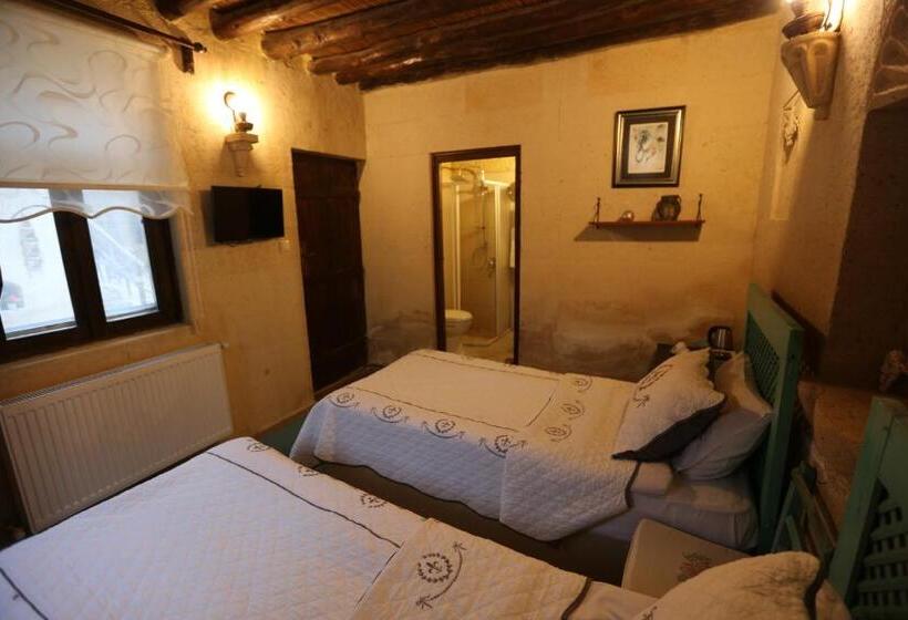 Номер Стандарт, Antik Cave House