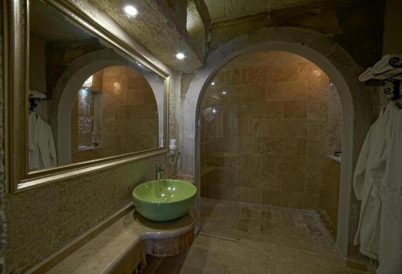 غرفة ديلوكس مزودة بشرفة, Panoramic Cave Hotel & Spa