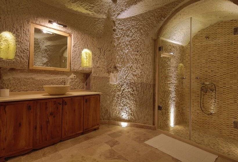 جناح, Panoramic Cave Hotel & Spa