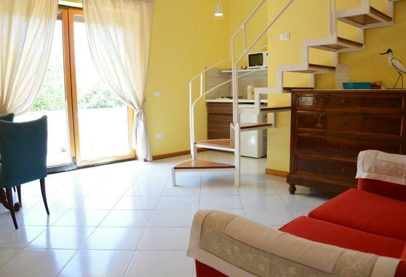 Студио Стандарт с Террасой, Sorrento Guest House