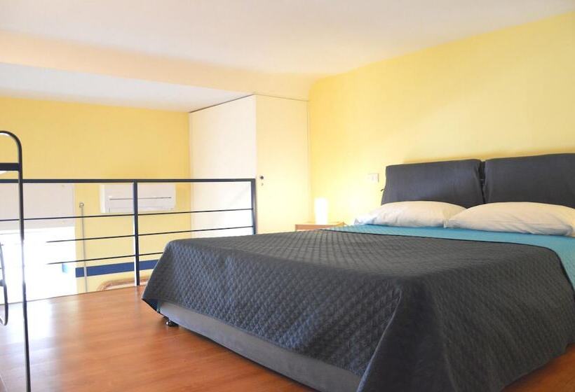 Номер Дюплекс, Sorrento Guest House