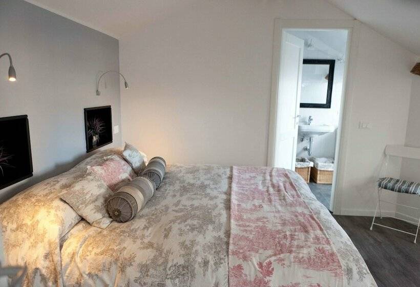 Superior Room, Il Borgo Di Genova