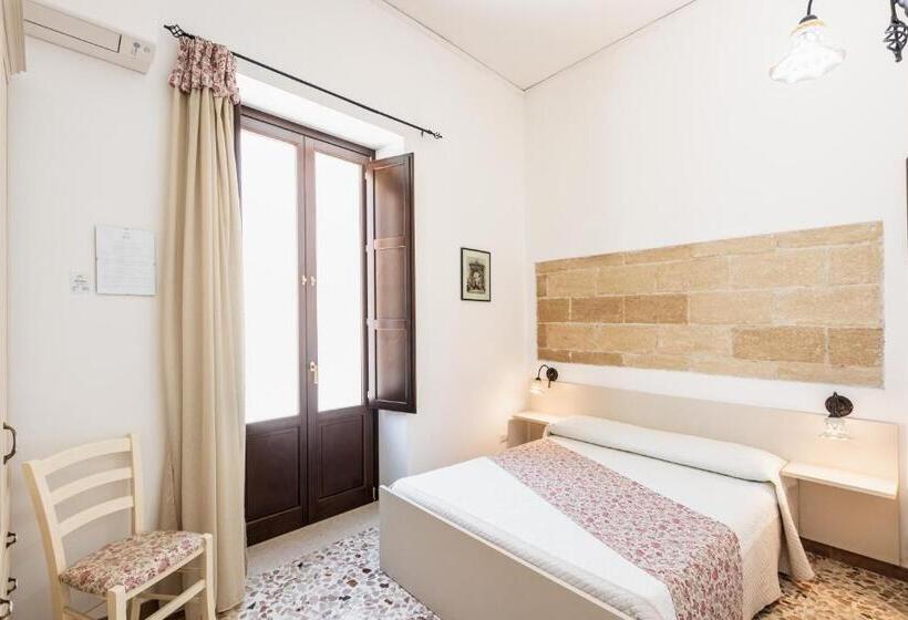 Номер Стандарт, Morfeo Charming Rooms & Relax