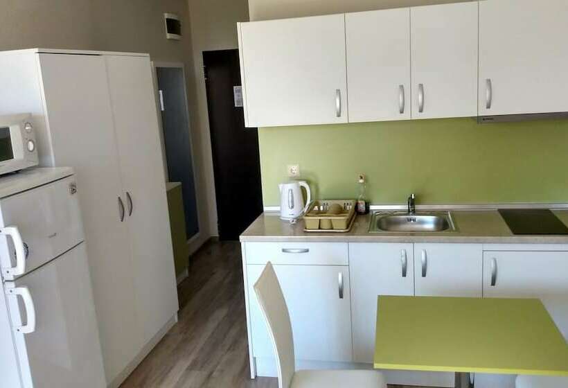 Студио Стандарт с Балконом, Apartkomplex Sorrento Sole Mare