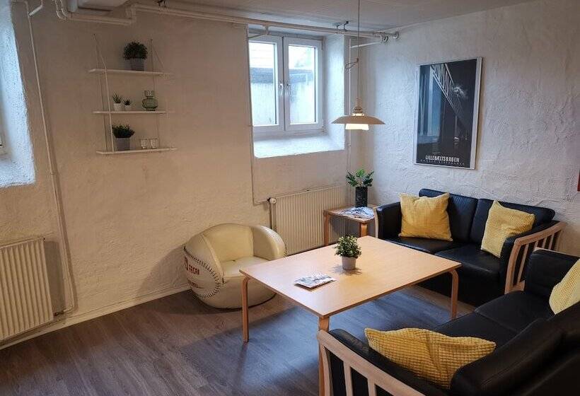 اتاق استاندارد سه نفره, Danhostel Odense City