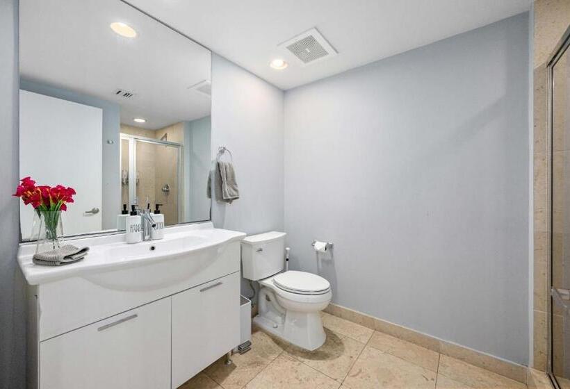 סוויטה עם מרפסת, Icon Brickell Miami Condo In Downtown 2bd 2ba