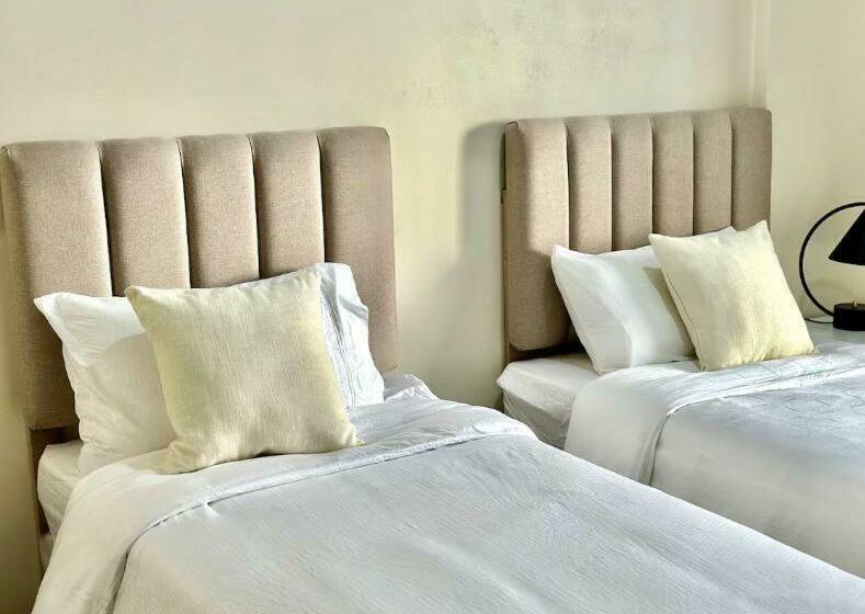 Люкс Вид на Горы, Two Suite At Bristle Ridge   Baguio City 2br