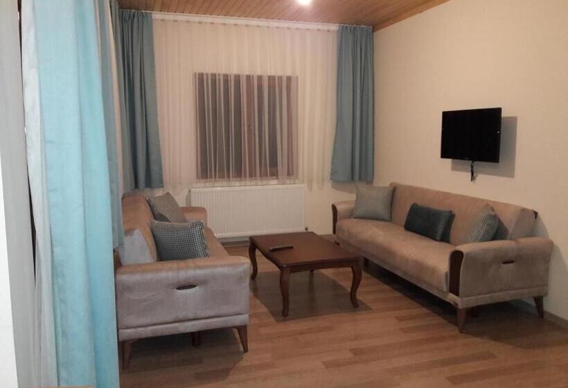 Apartamento 1 Dormitório com Vistas, Salegan Apart