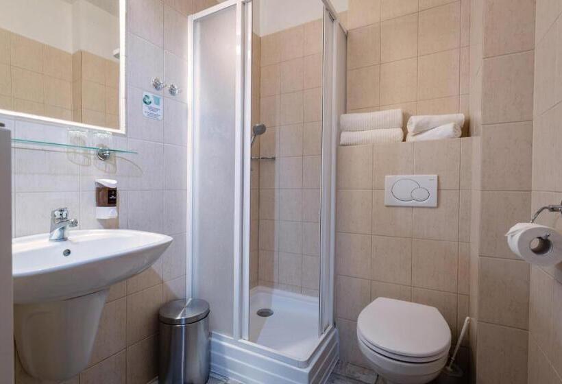 Номер Стандарт, Maravar   Pivný Wellness Adults Only