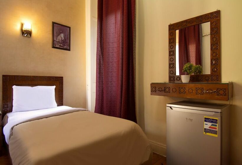 اتاق استاندارد یک نفره, Minerva Grand Hostel Cairo