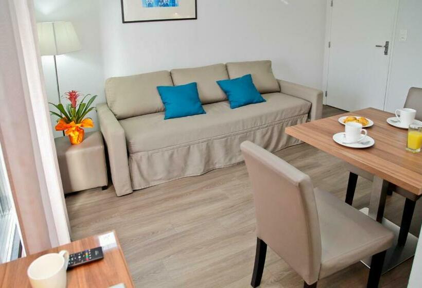 Люкс Комфорт, Odalys City Tours Le Jardin Des Lettres