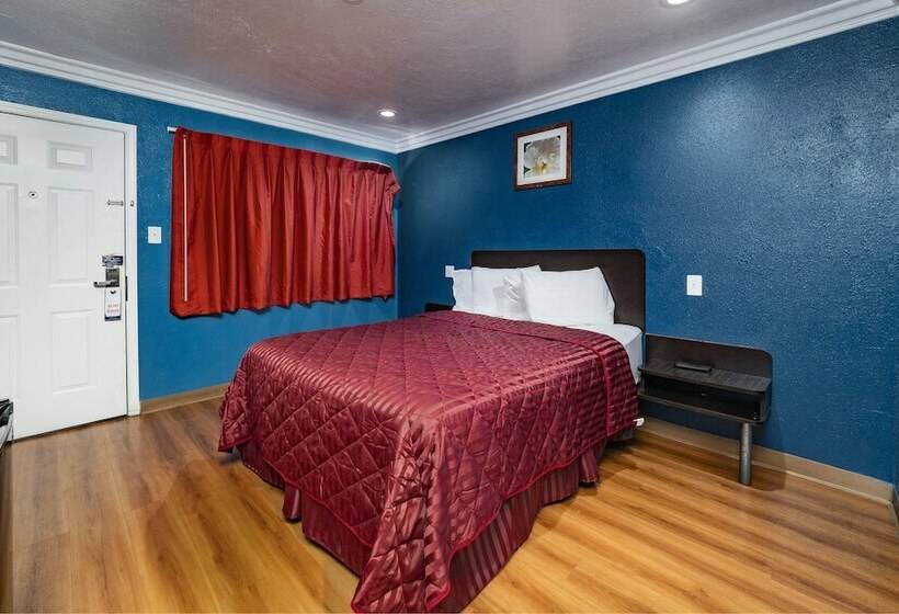 Номер Стандарт 2 Двуспальные Кровати, Travelodge By Wyndham Sacramento Convention Center