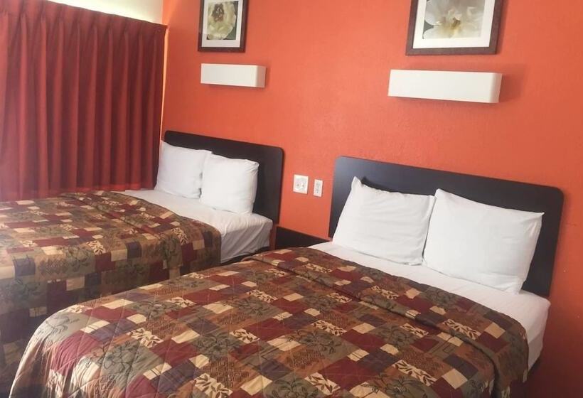 Номер Стандарт 2 Двуспальные Кровати, Travelodge By Wyndham Sacramento Convention Center