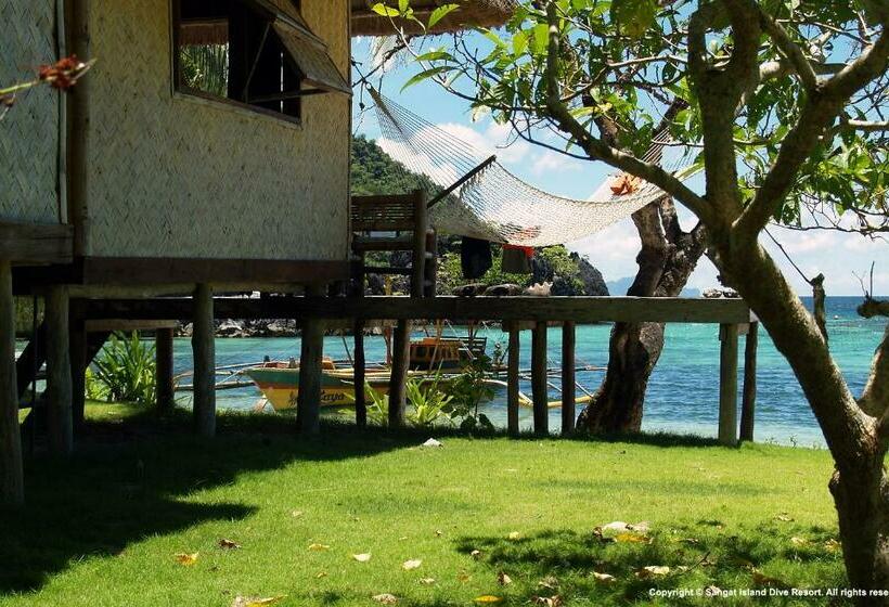 Quarto Estandar Vista Mar, Sangat Island Dive Resort