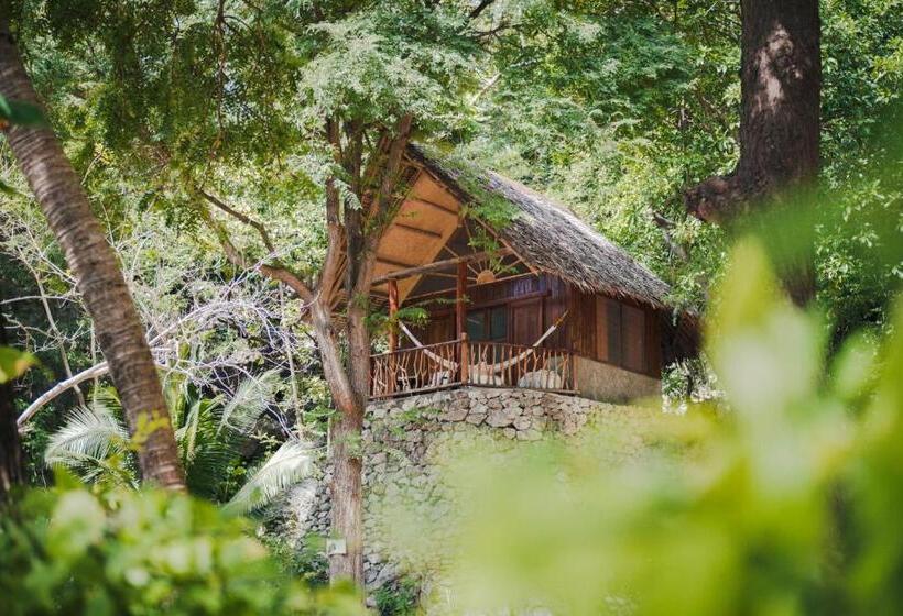 Quarto Estandar Vista Mar, Sangat Island Dive Resort