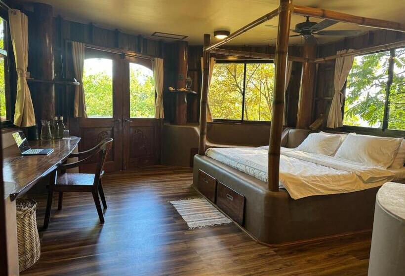 Quarto Deluxe, Sangat Island Dive Resort