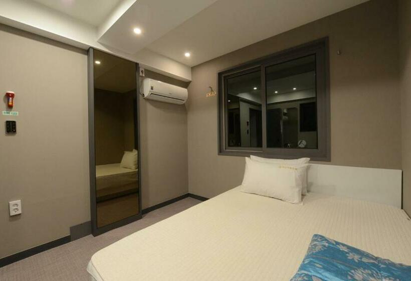 Номер Стандарт, Top Motel Busan